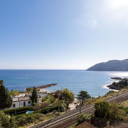 L'Esterel Yourhosthelper Mandelieu Zewnętrze zdjęcie